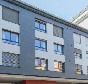 The building in which az apartmanhoteleket is located