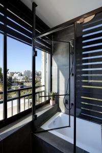 Foto de la galería de Urbanica Carmel- Apartments en Haifa