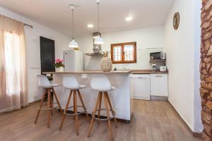 A kitchen or kitchenette at Casa de campo Canoret, Benissa, Alicante , Spain