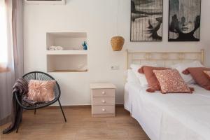 A bed or beds in a room at Casa de campo Canoret, Benissa, Alicante , Spain