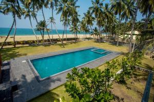 Bazén v ubytování SOLUNA BEACH RESORT nebo v jeho okolí