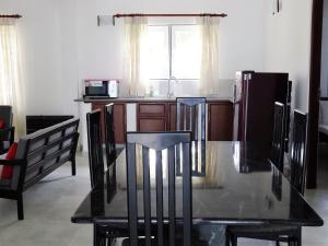 Cucina o angolo cottura di Amssler Beach Stay