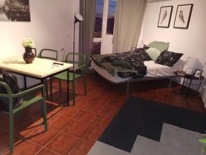 A bed or beds in a room at Amazing Studio Torremolinos