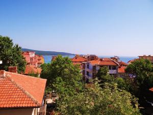 Photo de la galerie de l'établissement Guest House Donchevi, à Primorsko