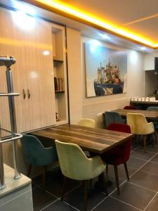 Fotografie z fotogalerie ubytování Özhan Hotel v destinaci Antalya
