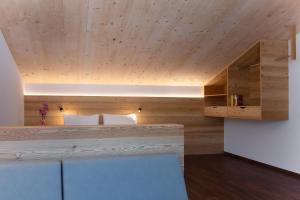 A kitchen or kitchenette at HOTEL B&B MARILENA