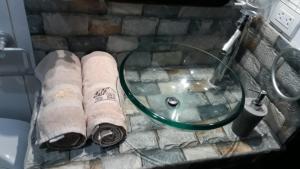 A bathroom at Cusco Bed and Breakfast