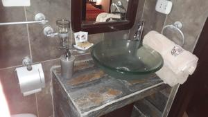 A bathroom at Cusco Bed and Breakfast