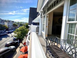 Balkón nebo terasa v ubytování Inn on Main Hotel