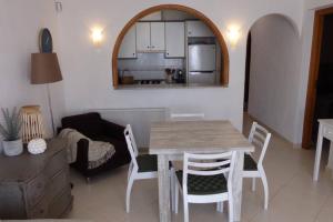 Kuchnia lub aneks kuchenny w obiekcie Apartamento completo max. 6 huéspedes