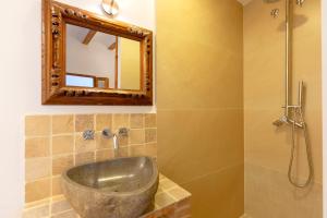 Fotografie z fotogalerie ubytování CASA RURAL CON ENCANTO-ALOJAMIENTO RURAL-La Casona Del Abuelo Enrique v destinaci Llombay
