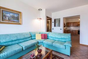A seating area at casa chiara Még 37 kép