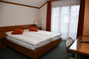 Postel nebo postele na pokoji v ubytování Hotel Elite + 37 fotografií