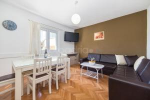 Posezení v ubytování City Central Apartments Dolore