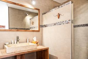 Photo de la galerie de l'établissement Mas de Bouvet en Camargue, à Albaron