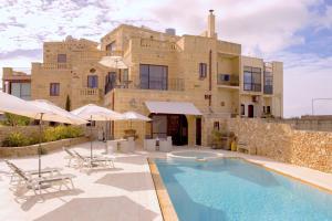 Πισίνα στο ή κοντά στο Ferrieha B&B
