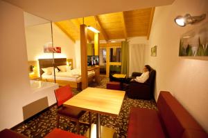 Posezení v ubytování Hotel und Appartementhof Waldeck
