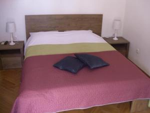 Postel nebo postele na pokoji v ubytování Guest House Villa Jadera