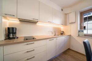 Kuchyň nebo kuchyňský kout v ubytování Ferienwohnung Ifinger Edelweiss