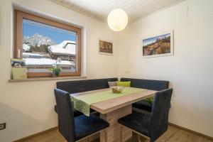 Posedenie v ubytovaní Ferienwohnung Mittager Edelweiss