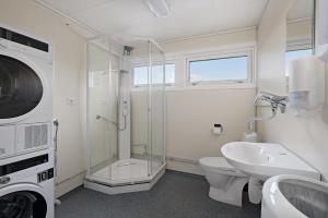 Ένα μπάνιο στο Hardangerpark AS +38 φωτογραφίες