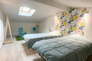 Säng eller sängar i ett rum på LA ROCHELLE, 10 km Châtelaillon-Plage