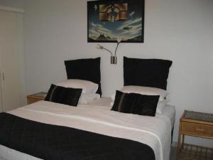 Postel nebo postele na pokoji v ubytování Aqua Vista Accommodation