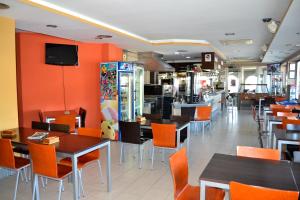 Restaurace v ubytování Hotel El Cruce Moraleda