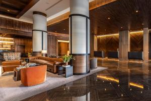 Posezení v ubytování Omni Oklahoma City Hotel