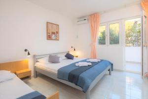 Gallery image of Summer Beach Rooms in Omiš