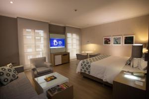 Μια τηλεόραση ή/και κέντρο ψυχαγωγίας στο Hotel Dann Carlton Medellín