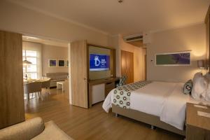 Μια τηλεόραση ή/και κέντρο ψυχαγωγίας στο Hotel Dann Carlton Medellín