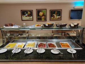 Comida no hotel ou em algum lugar perto