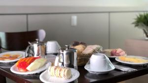 Comida no hotel ou em algum lugar perto