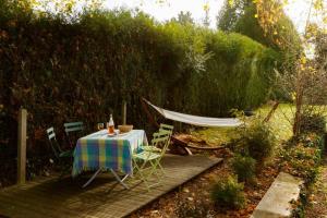 Photo de la galerie de l'établissement L'Annexe du Tilleul, à Septeuil