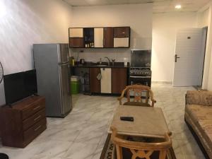 A kitchen or kitchenette at Station House