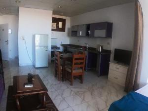 A kitchen or kitchenette at Station House