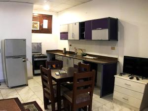 A kitchen or kitchenette at Station House