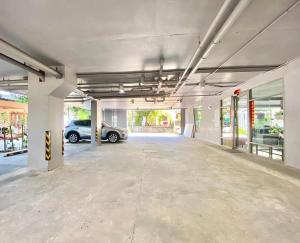 Fotografie z fotogalerie ubytování The Palms Residence - SHA Extra Plus ve městě Phuket