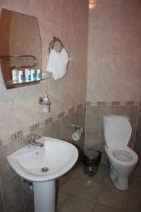 Vonios kambarys apgyvendinimo įstaigoje Severokrymskaya Hotel