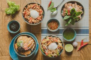 Đồ ăn tại/gần khách sạn