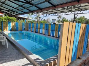 Bazén v ubytování Fancy Carp Resort nebo v jeho okolí