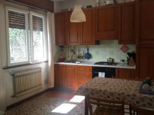 Η κουζίνα ή μικρή κουζίνα στο Villa Bianca +23 φωτογραφίες