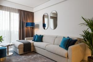 Posezení v ubytování We Me Suite Hotel