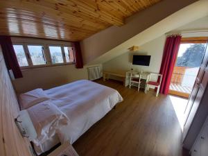 Gallery image of Hotel Prealpi in Castione della Presolana