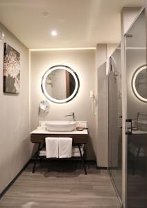 Koupelna v ubytování Limak Skopje Luxury Hotel