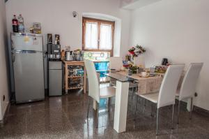 Kuchyň nebo kuchyňský kout v ubytování B&B Santa Lucia
