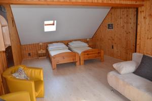 Postel nebo postele na pokoji v ubytování Haus Daniel Mariazell