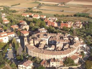 A bird's-eye view of La terrazza fio...Rita
