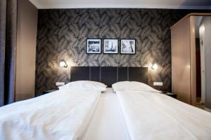 Gallery image of Hotel Garni Landhaus zur Issel in Isselburg +79 photos